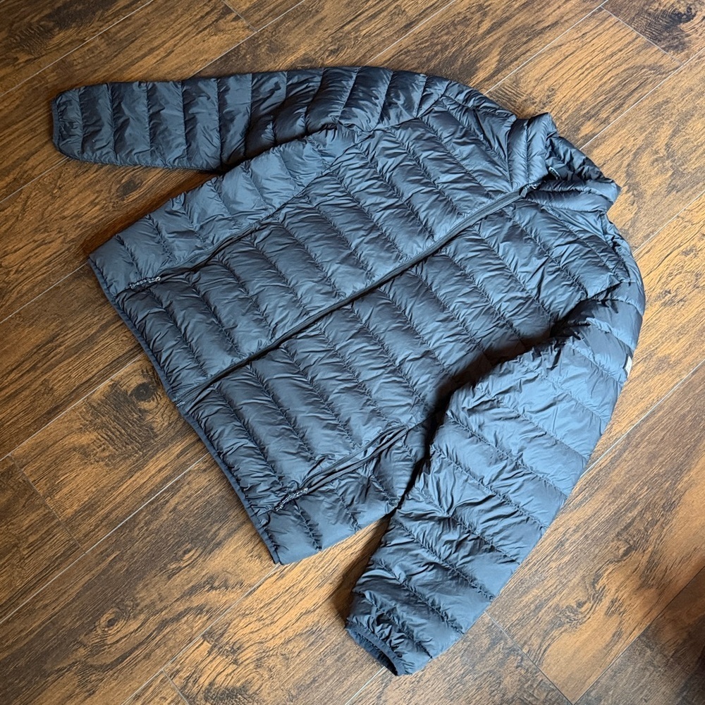 Eddie Bauer Puffer Jacket Mens XL Black 100% Nylon Down 650 Full Zip (O4) - Picture 2 of 6